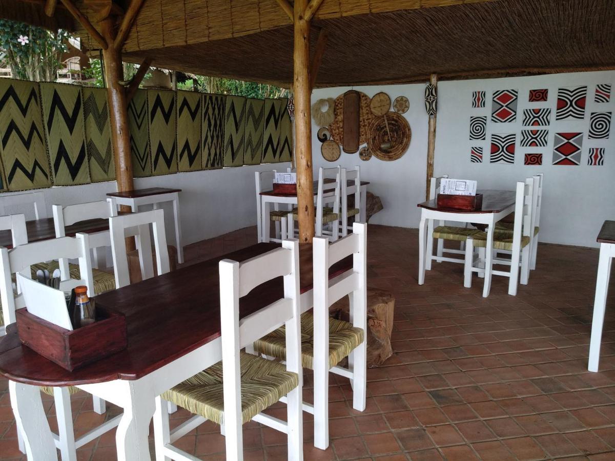 Inzu Lodge Гисеньи Экстерьер фото